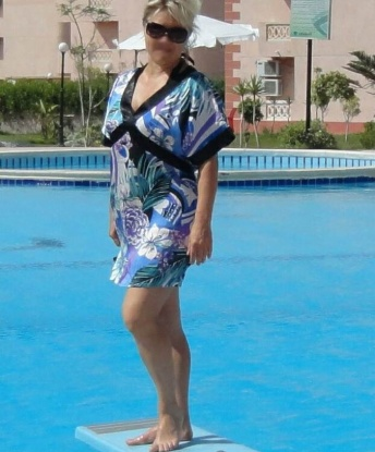 В моих объятиях ты почувствуешь все возможности сексуального блаженства.
У меня есть масса услуг, которыми я могу тебя осчастливить: классический секс, оральные ласки, массаж, фетиш, ролевые игры и многое другое. В поле моих возможностей нет границ!
Как только ты впервые попробуешь меня, ты поймешь, что это было лучшее решение в твоей жизни! Мои предыдущие клиенты говорят, что я подарила им невероятное наслаждение и незабываемые впечатления.
Посмотри на мои фотографии и узнай по себе, какая я прекрасная и соблазнительная. Я живу в Москве и всегда готова встретиться с достойным джентльменом, чтобы сделать его мечты реальностью. Не упусти свой шанс испытать невероятные ощущения со мной! ✨💋 14935, 43 года